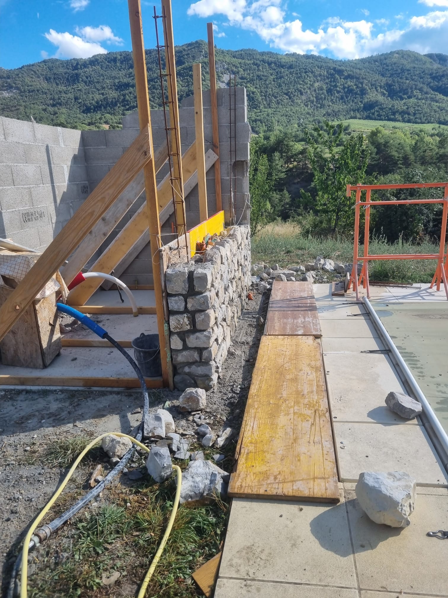 Maçonnerie de clôture – Nyons